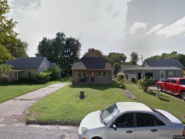 Photo - 1531 N 1st St House