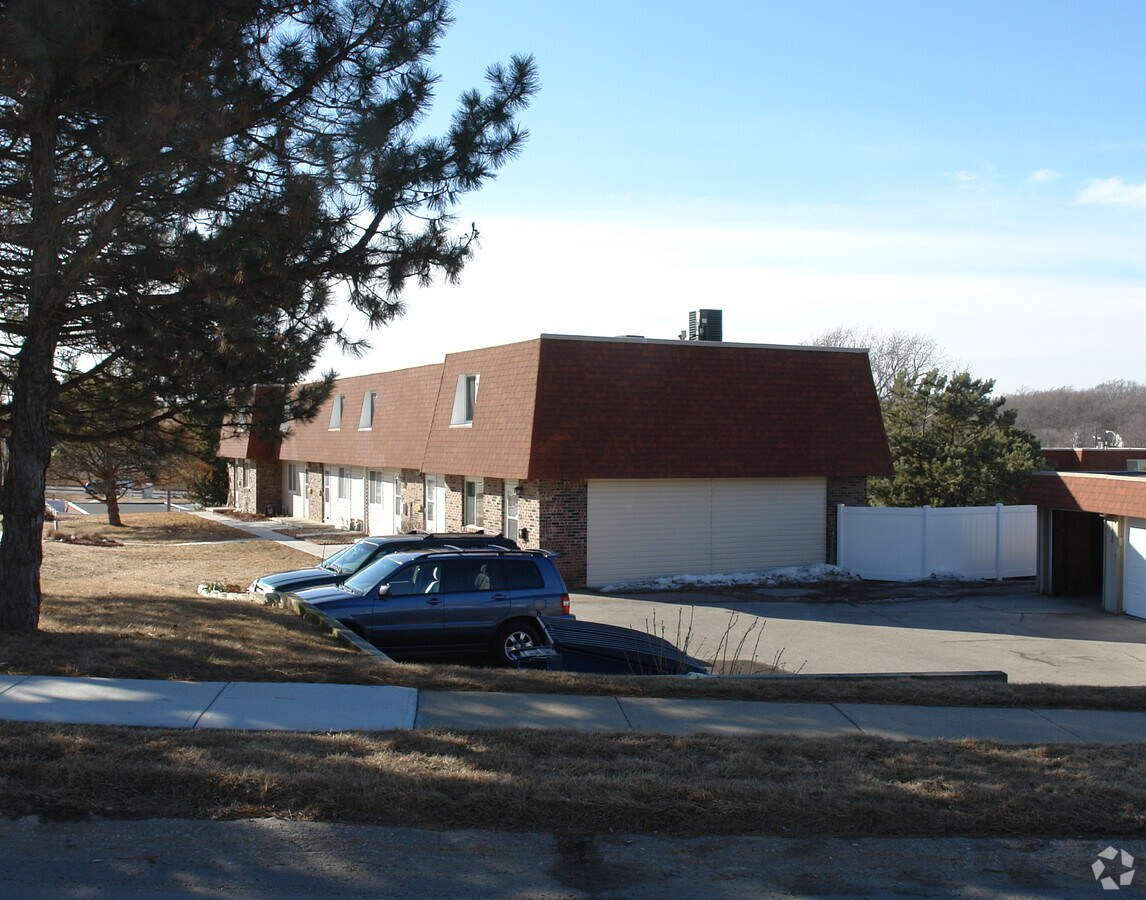 Photo - Monarch Grove