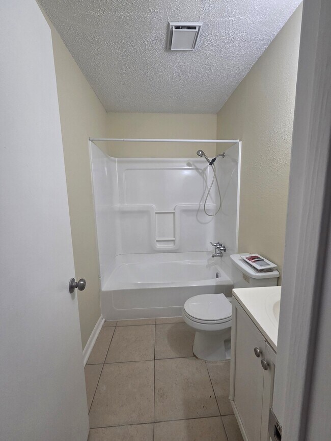 Photo - 134 M L King Ave