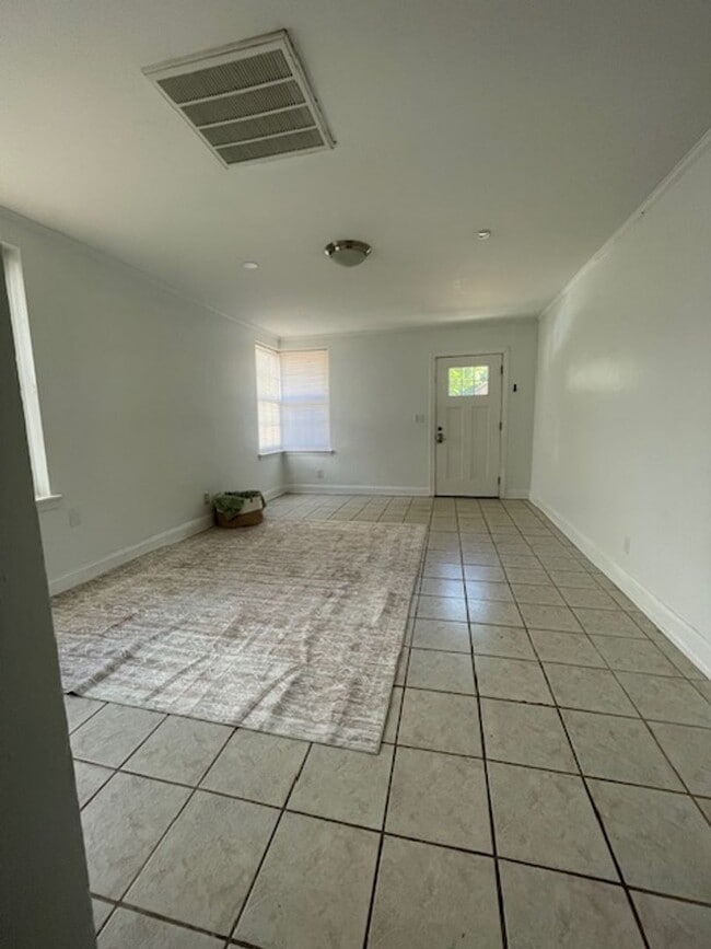 Photo - 403 S Waccamaw Ave