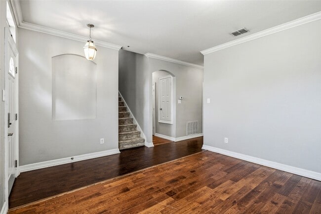 Photo - 2305 Orchid Dr