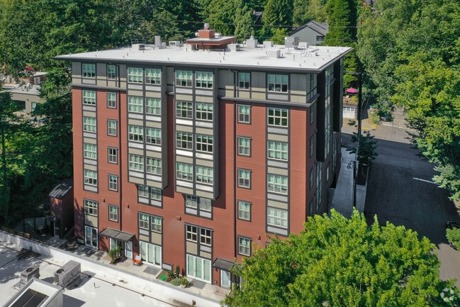 Building Photo - Corbett Heights Rental