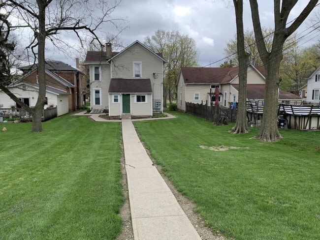 Photo - 308 N Madriver St