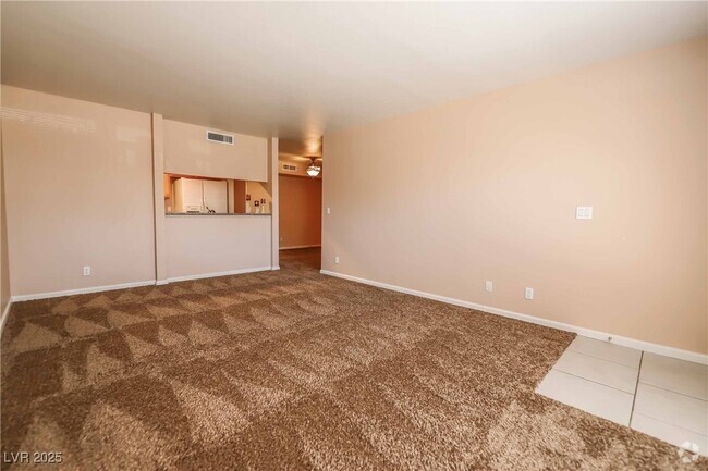 Building Photo - 683 Oakmont Ave Unit 3505 Rental