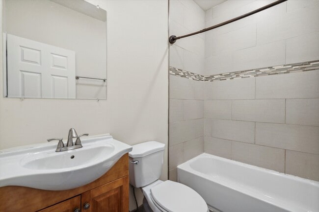 Photo - 2107 N 17th St Unit B