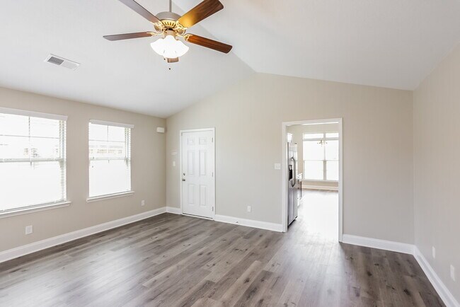 Photo - 3242 Earlcastle Dr