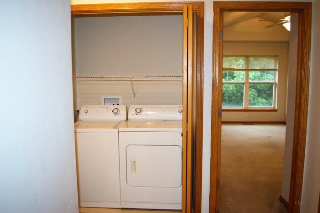 Photo - Large Iowa City Townhouse