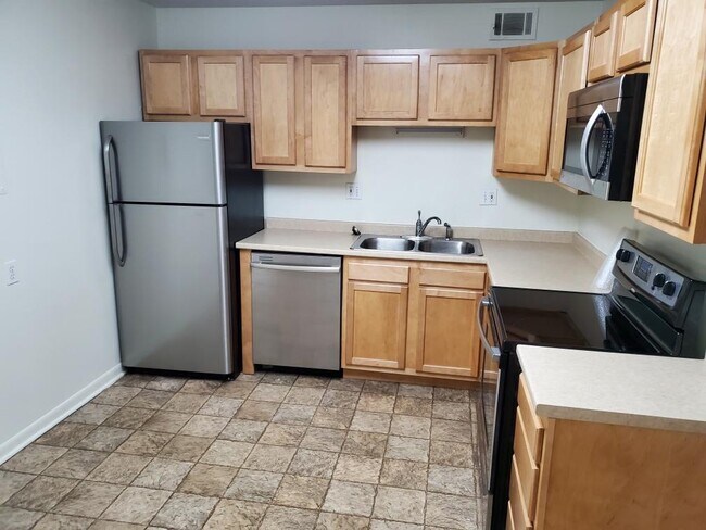 Windsor Chateau Apartments