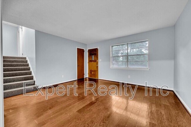 Photo - 1256 15th St SW