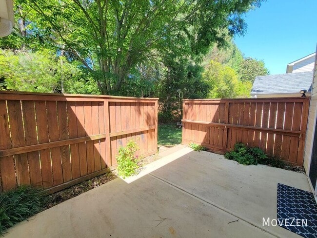 Photo - 2121 Piney Brook Rd