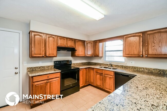 Photo - 1113 Grove Park Dr S House