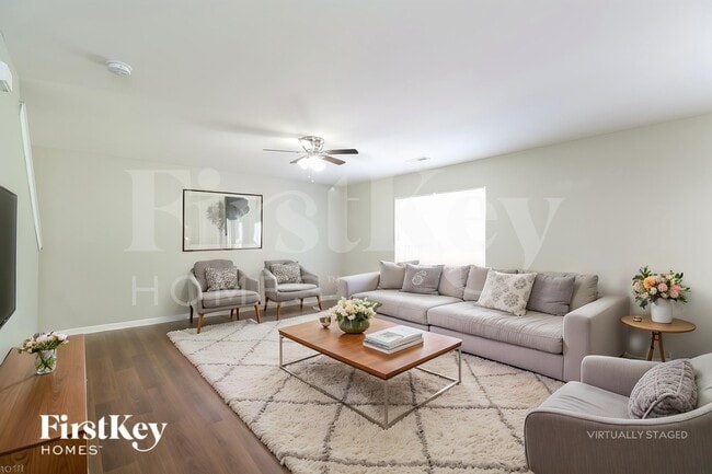 Photo - 9017 Sharpes Cir