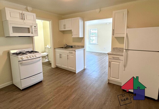 214-216 Pine St - 214-216 Pine St Apartamento Unidad B