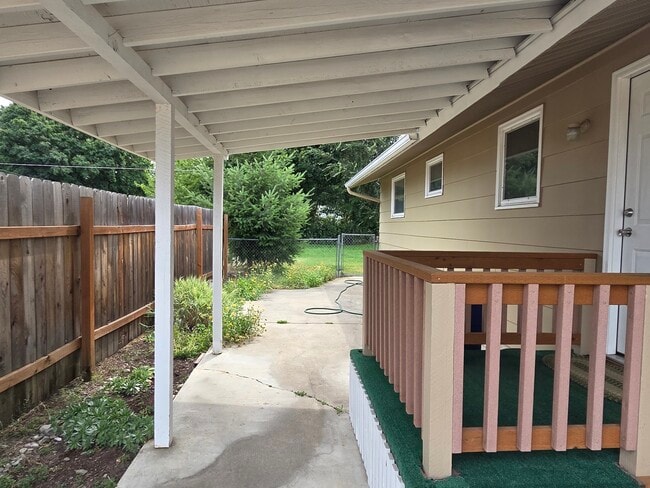 Photo - 12518 E Boone Ave