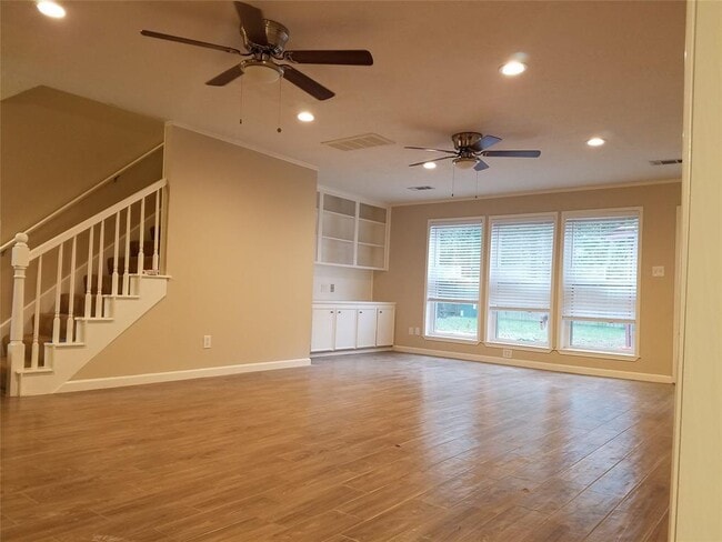 Photo - 17811 Smooth Rock Falls Dr Casa