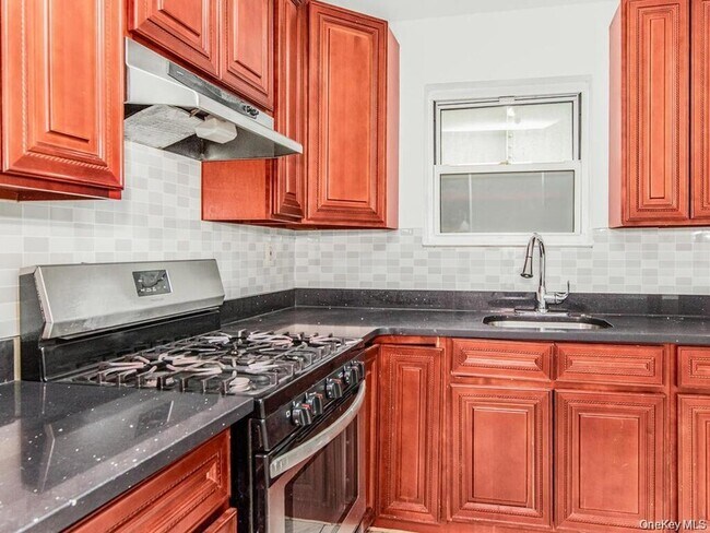 Photo - 661 Sagamore St Unidad 3M