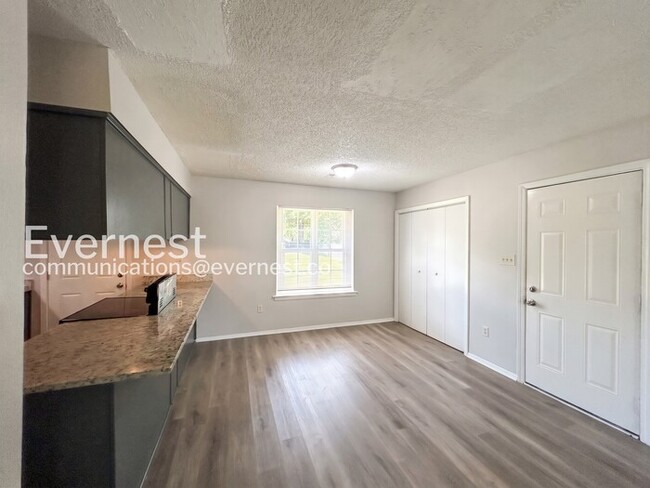 Photo - 3565 Corsica Dr