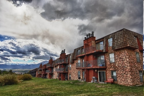 Straight Creek Apartments - Straight Creek Apartments