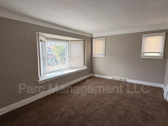 Photo - 16730 Woodingham Dr Unit Upper