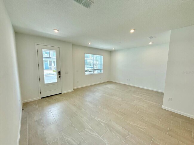 Photo - 1315 Tarflower Dr