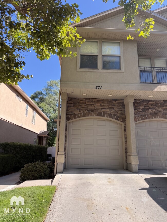 Building Photo - 871 E Red Sage Ln
