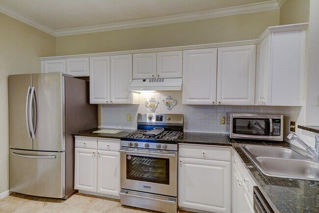Photo - 7 N Spiral Vine Cir