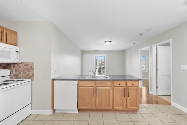 Photo - 3423 Ridgeland-202 Unit 202