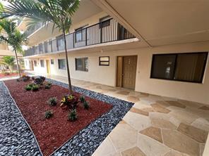 Building Photo - 8040 Hampton Blvd Unit 104