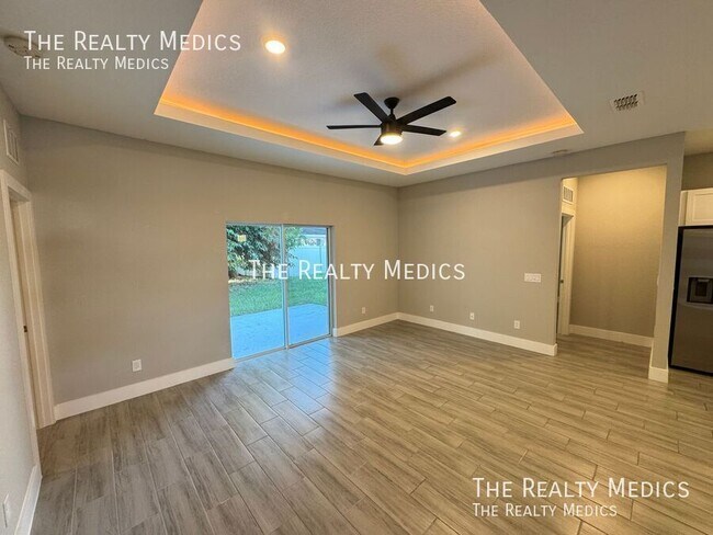 Photo - 304 Big Sioux Ln
