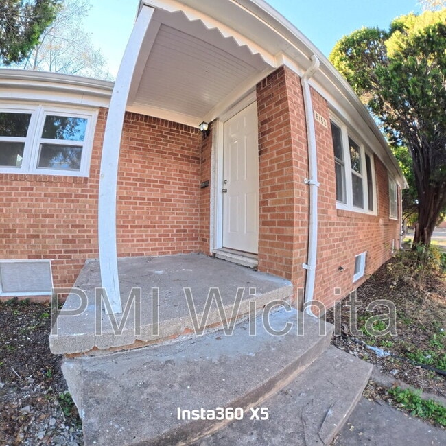 Photo - 6165 E Boston St