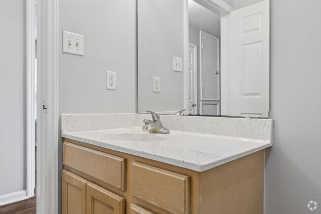 The Princeton 2BR, 2BA - 950SF - Second Bathroom