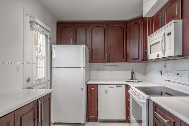 Photo - 2999 Point E Dr Unit C214