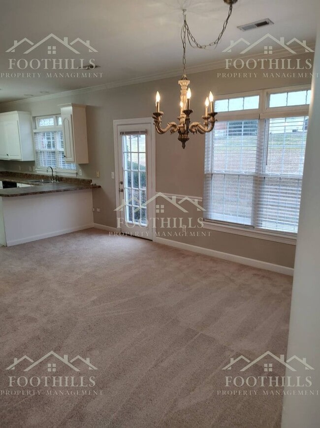 Photo - 901 Autumn Oaks