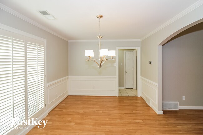 1790 Mill Glen Cove