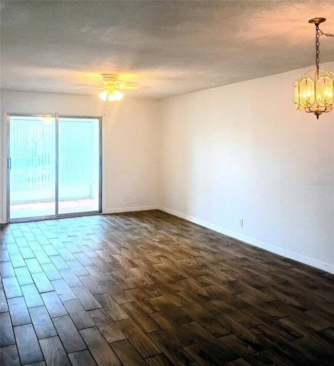 Photo - 333 N Lake Howard Dr Unit 312C