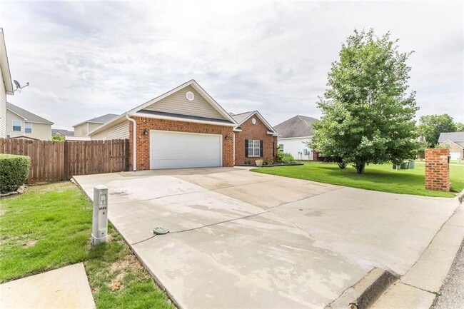 Photo - 104 Bryce Dr