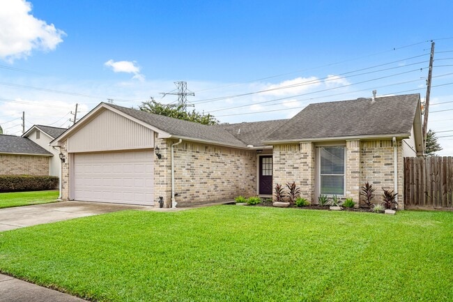 Photo - 2911 Garden Ln