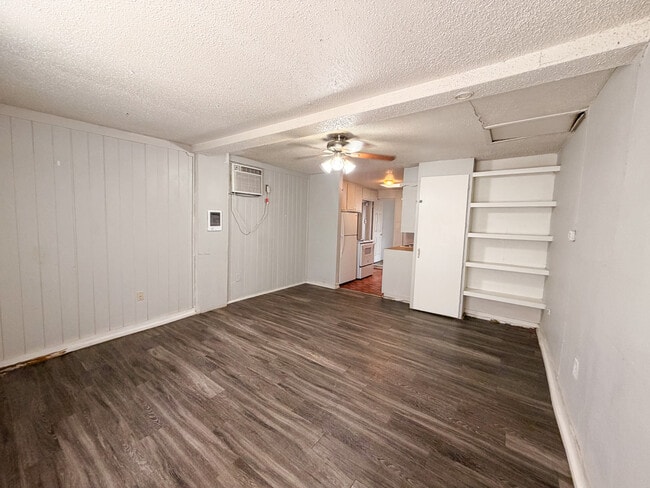 Photo - 1912 20th St Unit B