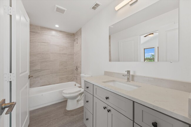 Photo - 3763 Wenatche Dr