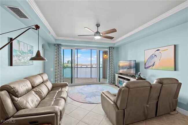 Building Photo - 2745 First St Unit 801