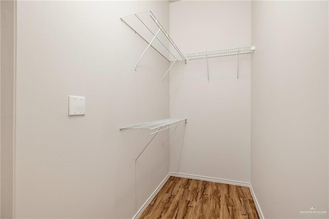 Photo - 14 Taylor St