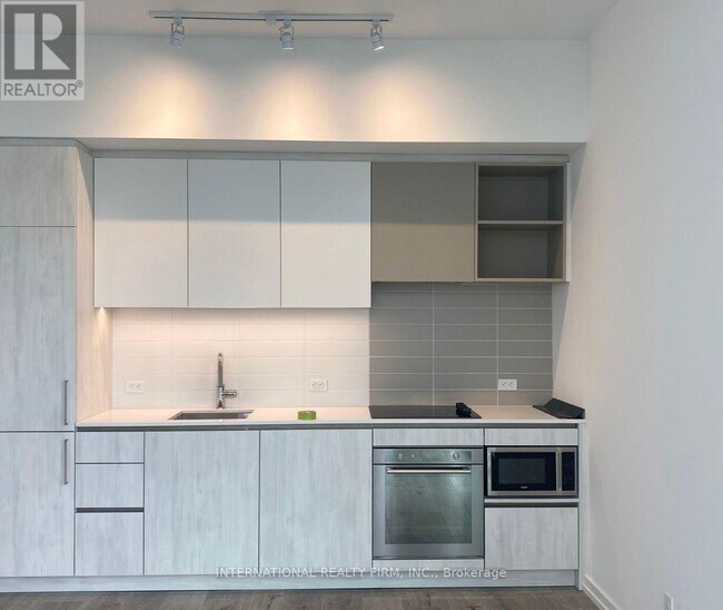 Photo - 1000 Portage Pkwy Unité 805