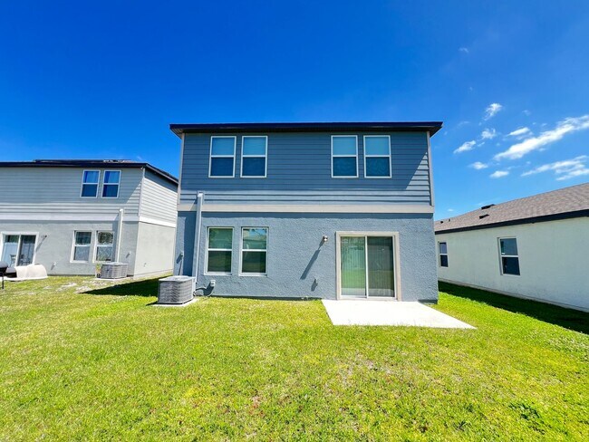 Photo - Spacious 4 Bedroom/3 Bath (larger sq.feet ...