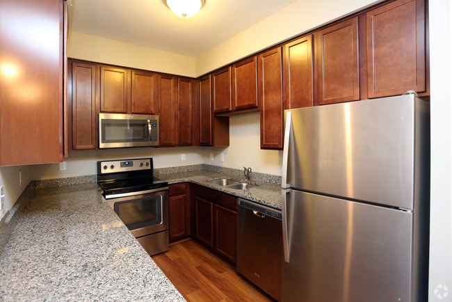 Photo - Mill's Crossing