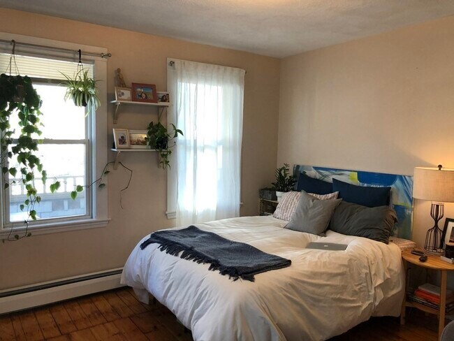 Photo - 17 Endicott Ave Unit 6