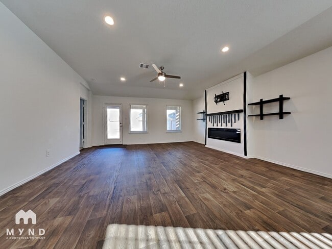 Photo - 16034 Jordan Mdw Wy