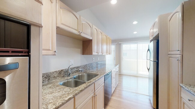 Photo - 503 Avenue G