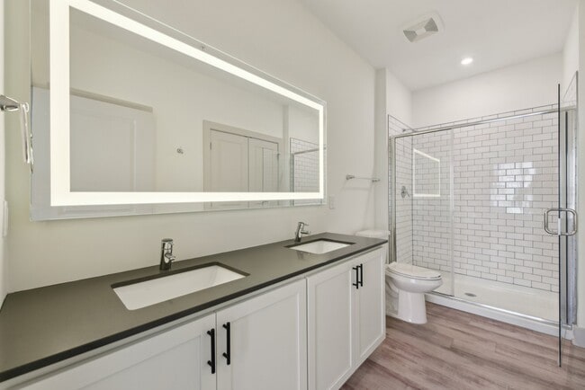 Photo - The Easley at UC