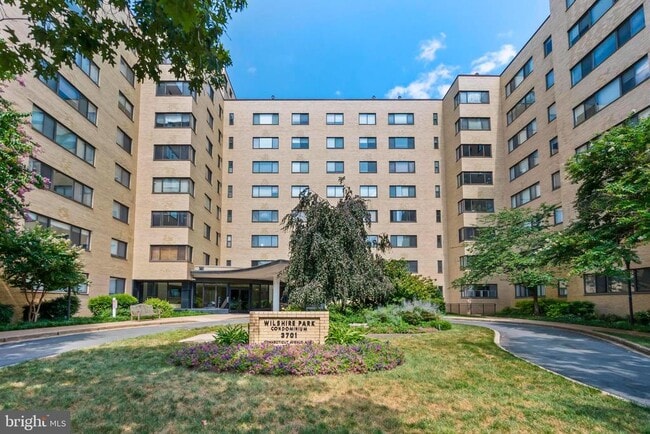 Building Photo - 3701 Connecticut Ave NW Unit 206 Rental