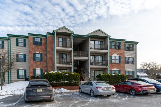 Photo - 69 Fisher Dr